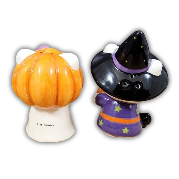 Hello Kitty Halloween Trick Treat Collectible Salt Pepper Shaker Set: New In Box - Picture 3 of 10